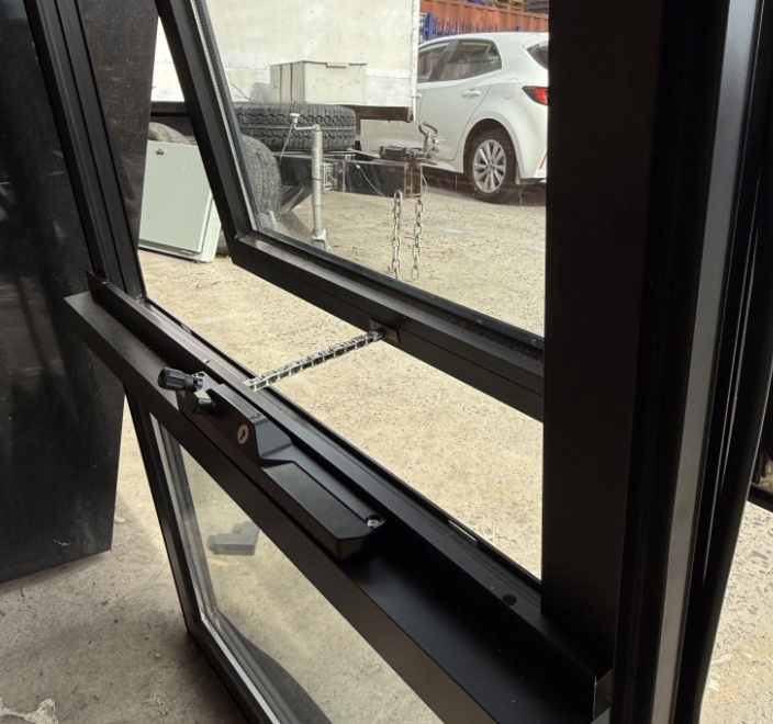 Combination Window – Fixed + Awning 600mm (W) x 1570mm (H) Black $650
